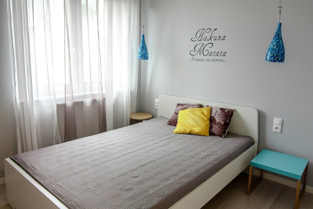 sypialnia w jednym z apartamentów nad morzem Plater 74 w Darłowie
